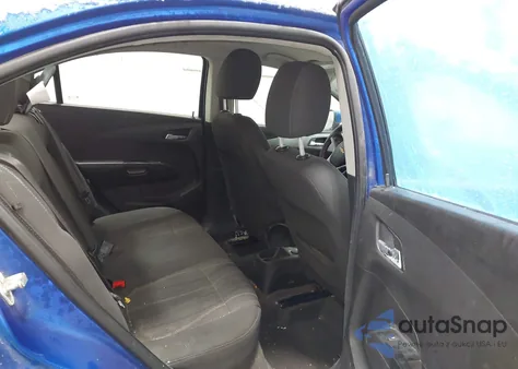 2020 Chevrolet Sonic из США, поврежденный, VIN 1G1JD5SB9L4142311